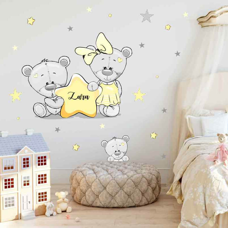 Stickers ourson avec prénom et étoiles en jaune pour fille